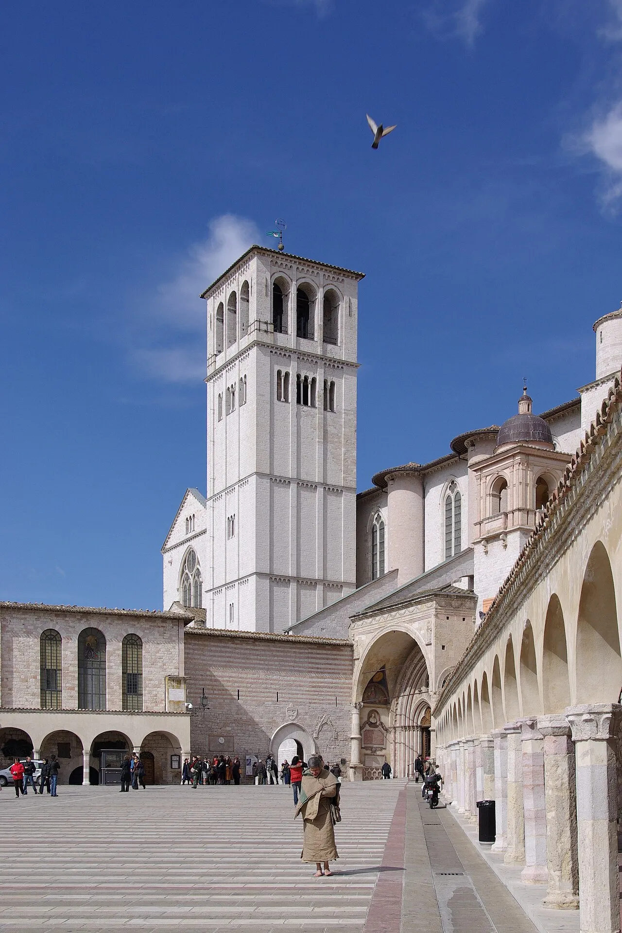 De Basilica di San Francesco in Assisi, waar Mattarella de nationale viering van San Francesco bijwoonde.