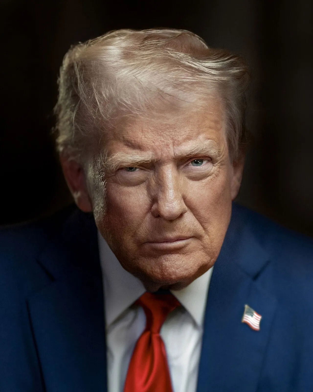 Officieel portret van de Amerikaanse president Donald Trump, die de claim over de energietregua aankondigde